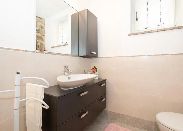 Apartment Romantic - *