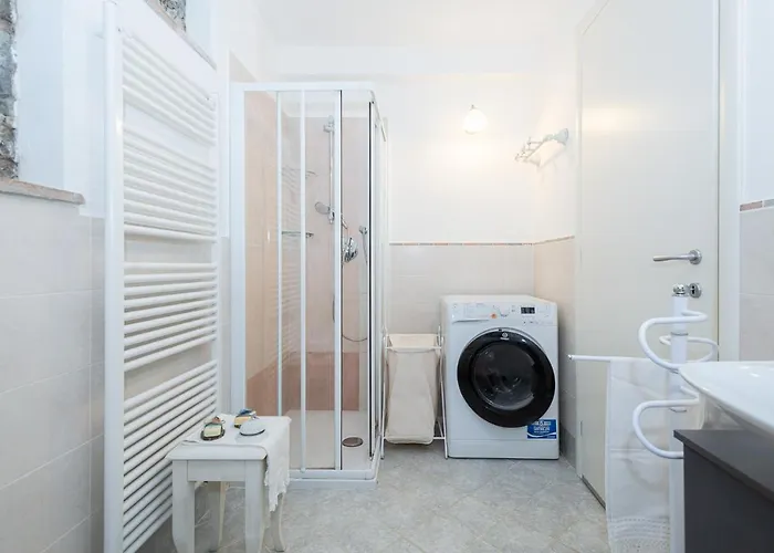 Apartment Romantic - *